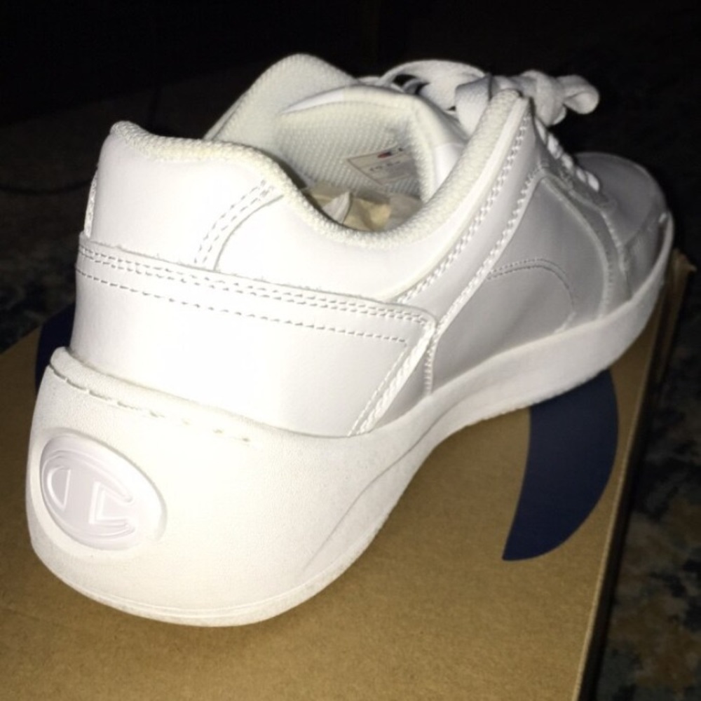 Shoes - Picture 3 of 4